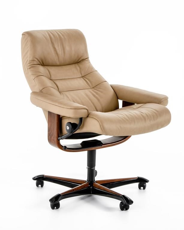Office chair 2025 price under 2000